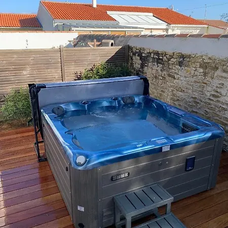 Solese Maison Avec A 500m De La *