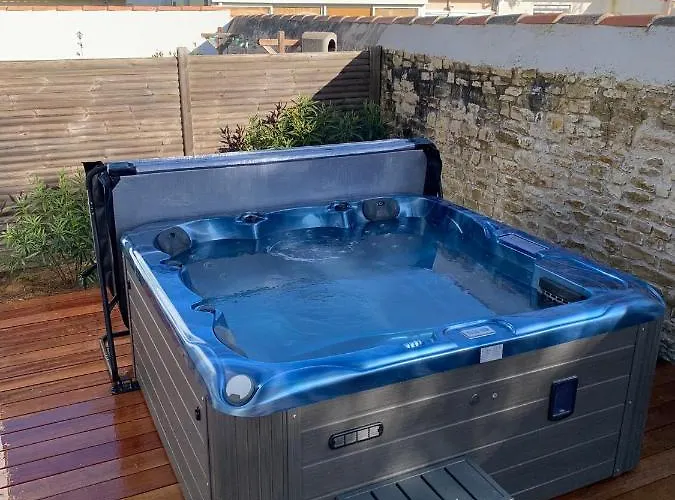 Solese Maison Avec A 500m De La *